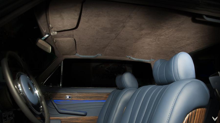 Интерьер Mercedes-Benz 250 CE by Villner (W114) 1970 года  (фото 9 из 24)